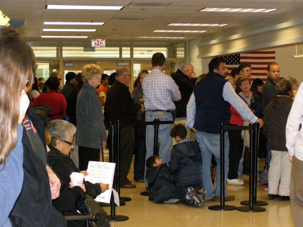 Hundreds wait to vote in person at Bergen County Clerk Nov 4 2012